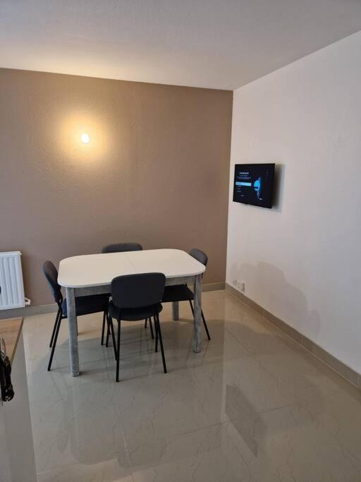 Residence Du Grand Stade Saint-Denis  Zewnętrze zdjęcie